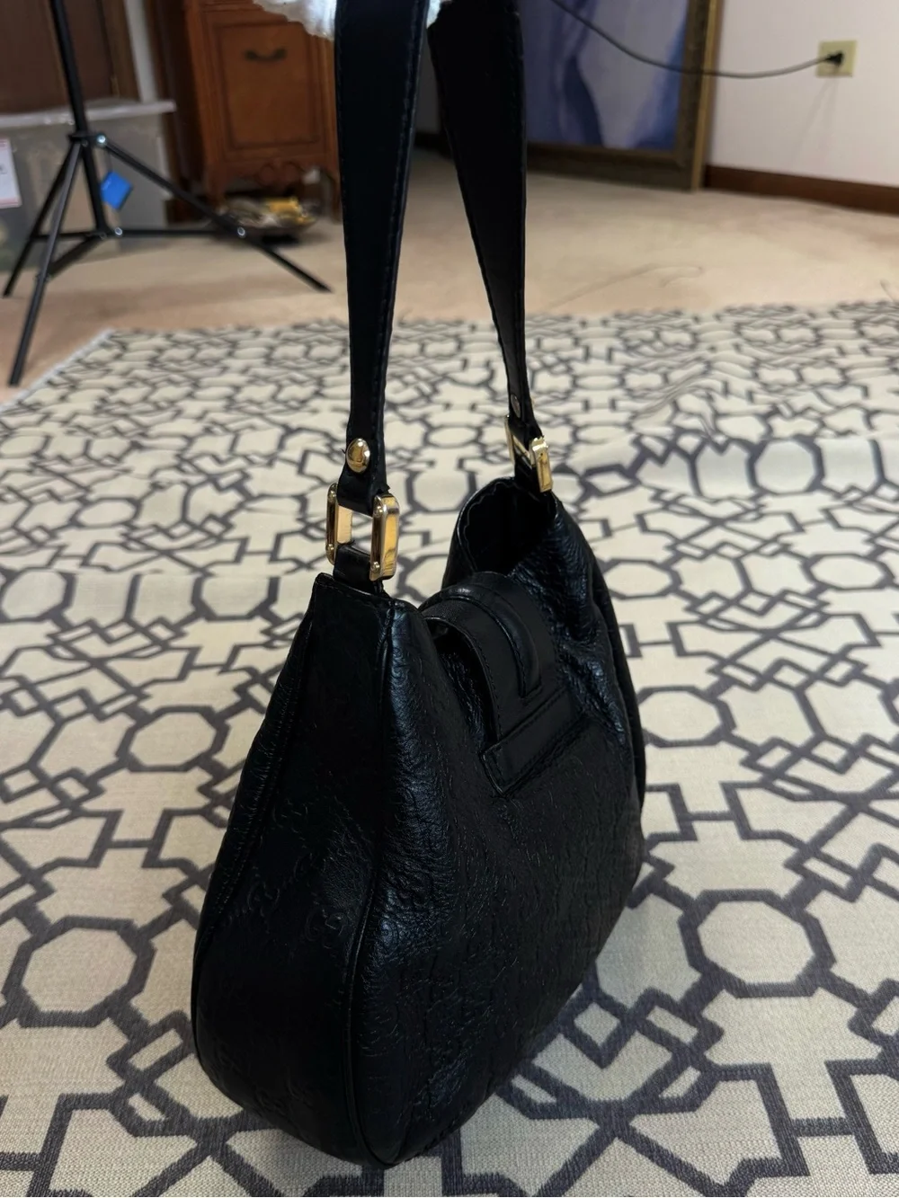 Gucci New Web Hobo Bag Nero Black Guccissima Embossed Leather